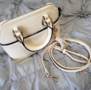 Cross body/Arm purse